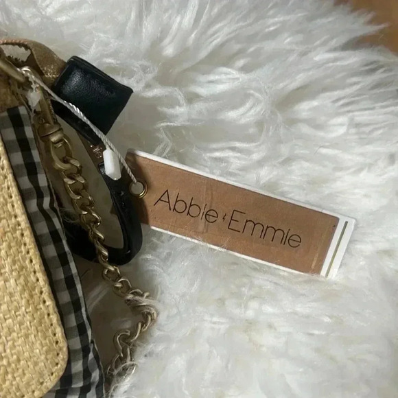 Abbie & Emmie Small Straw Crossbody Gingham Handle Tote - Picture 6 of 8